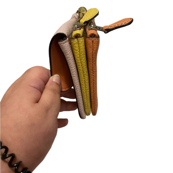 Coach three zip wristlet - Picture 5 of 5